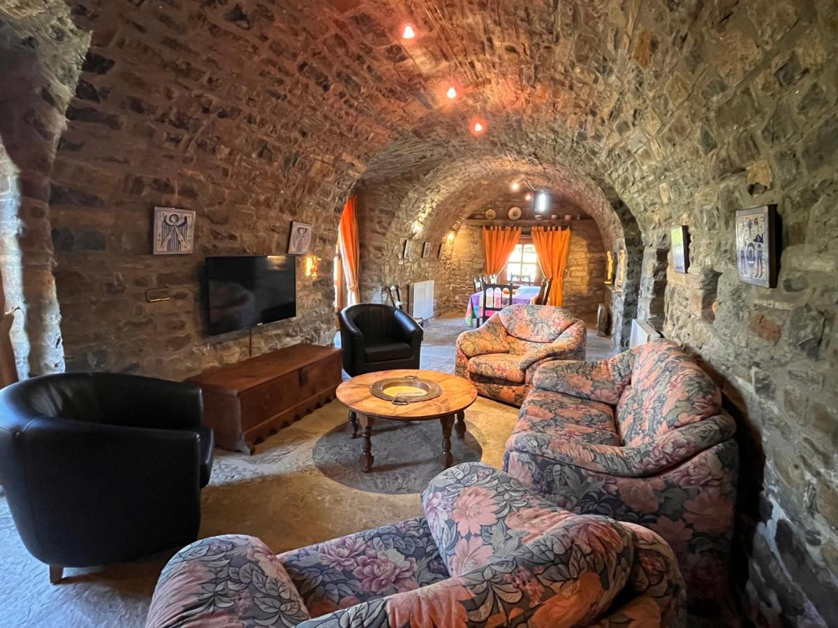 La Abadia Guest House Coscojuela de Sobrarbe ภายนอก รูปภาพ